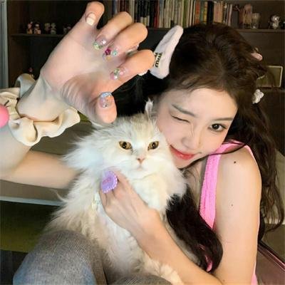 中央舞台:踮起脚尖